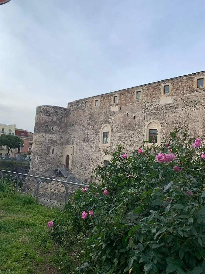 La Piccola Grotta Ursino Villa Catania