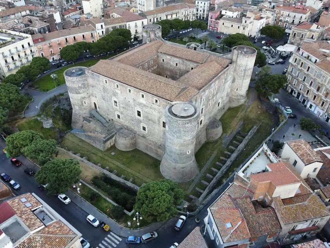 La Piccola Grotta Ursino Villa Catania Italy